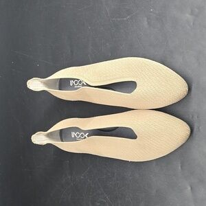 Inoo Knit Women's Elf Flat Khaki Size 8.5 EU 40